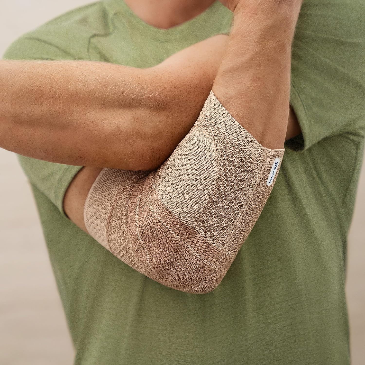 Bauerfeind - EpiTrain - Elbow Support - Breathable Knit Elbow Brace Targeted Compression for Chronic Elbow Pain, Supports Forearm Tendons & Muscles, Golfer's or Tennis Elbow Relief - Image 6